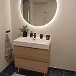 Practical Apartment, To Center, And Close To Ons 7 Min Walk Apartment *